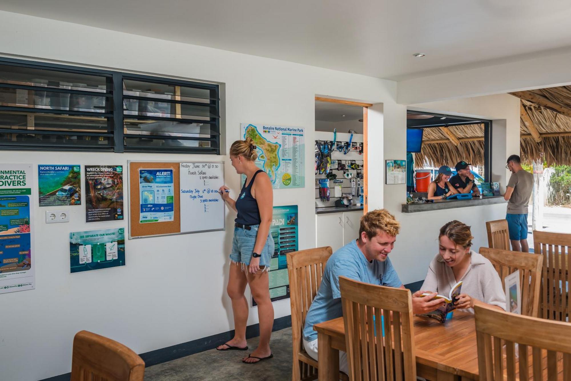 Bloozz Resort Bonaire Playa Eksteriør billede